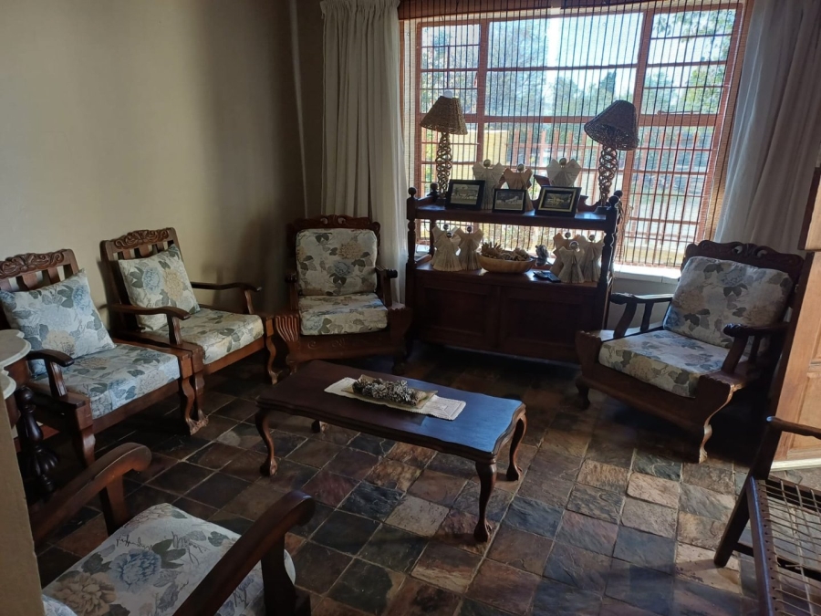 3 Bedroom Property for Sale in Trompsburg Free State